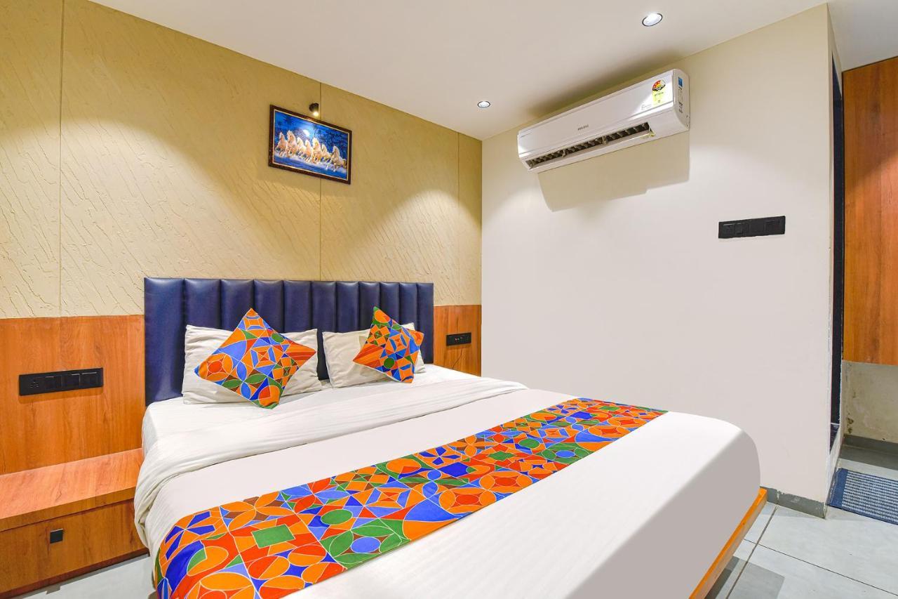 Fabhotel Udhna Inn, Near Udhna Junction 苏拉特 外观 照片