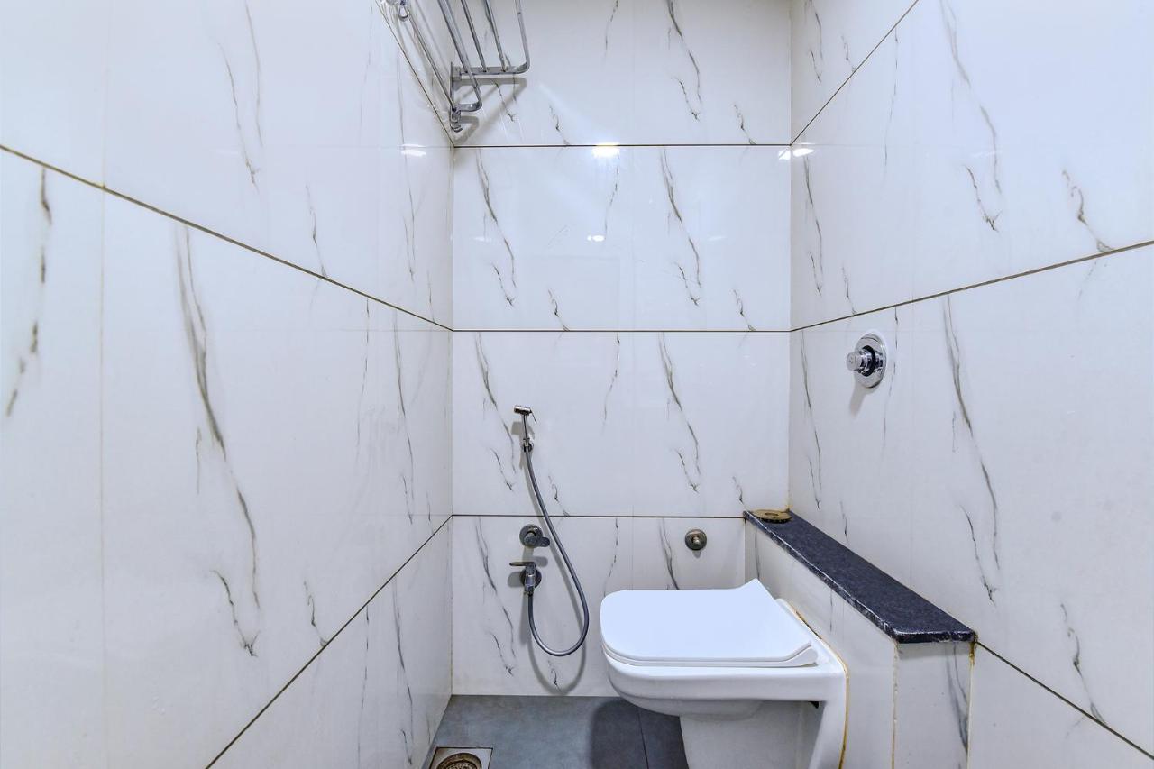 Fabhotel Udhna Inn, Near Udhna Junction 苏拉特 外观 照片