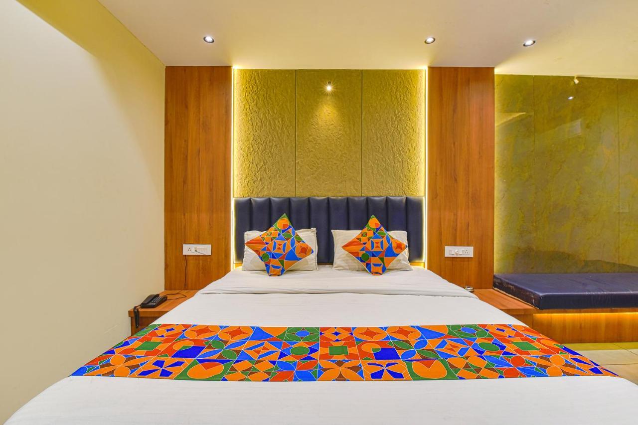 Fabhotel Udhna Inn, Near Udhna Junction 苏拉特 外观 照片
