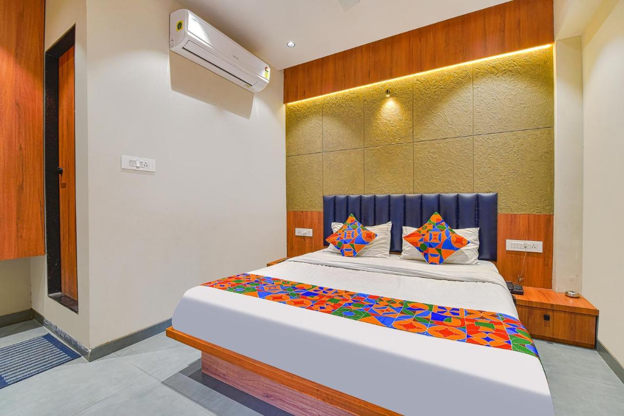 Fabhotel Udhna Inn, Near Udhna Junction 苏拉特 外观 照片